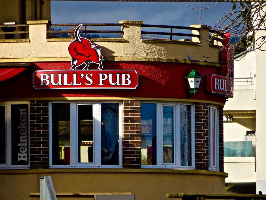 bulls pub web